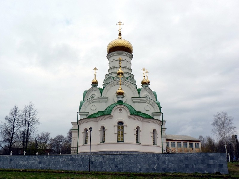 Церковь Троицы живоначальной (новая), Дебёсы (Дебёсский район, Республика Удмуртия). общий вид в ландшафте
