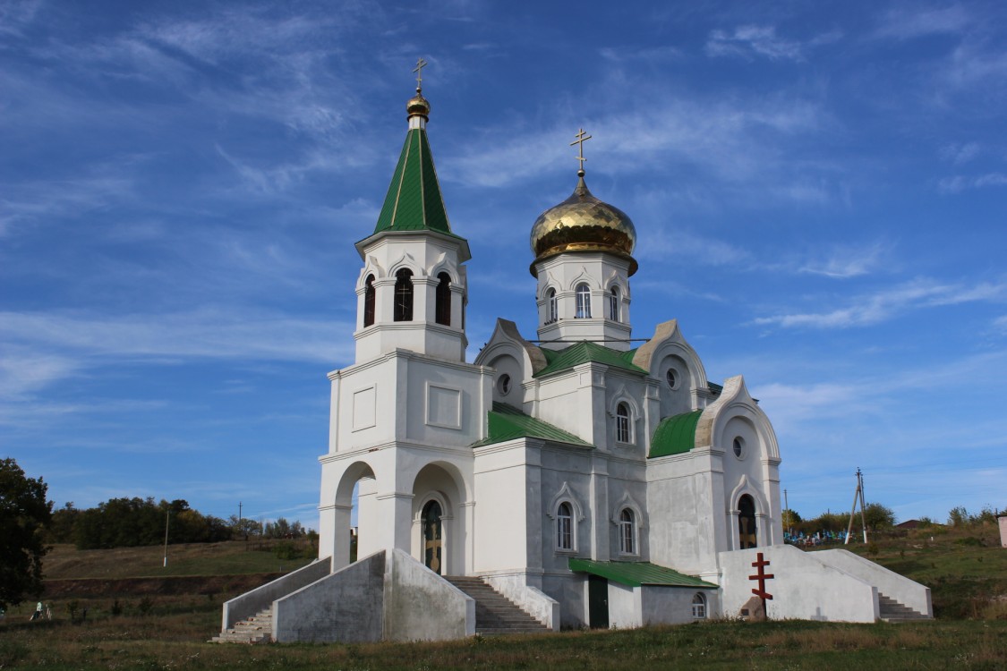 Готовье. Церковь Николая Чудотворца. фасады