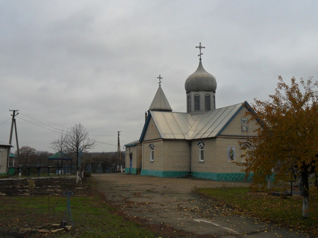 Ребриково. Церковь Сошествия Святого Духа. фасады