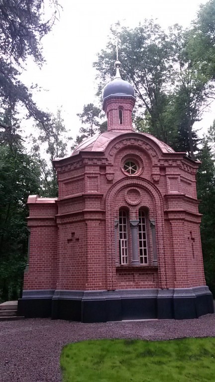 Спасо-Преображенский Валаамский монастырь. Часовня-усыпальница семьи Клименко на Игуменском кладбище, Валаамские острова (Сортавальский район, Республика Карелия). фасады