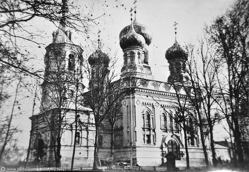 Тверь. Собор Александра Невского (утраченный). архивная фотография, 1900—1917 год Направление съемки:северо-восток с сайта https://pastvu.com/p/296021