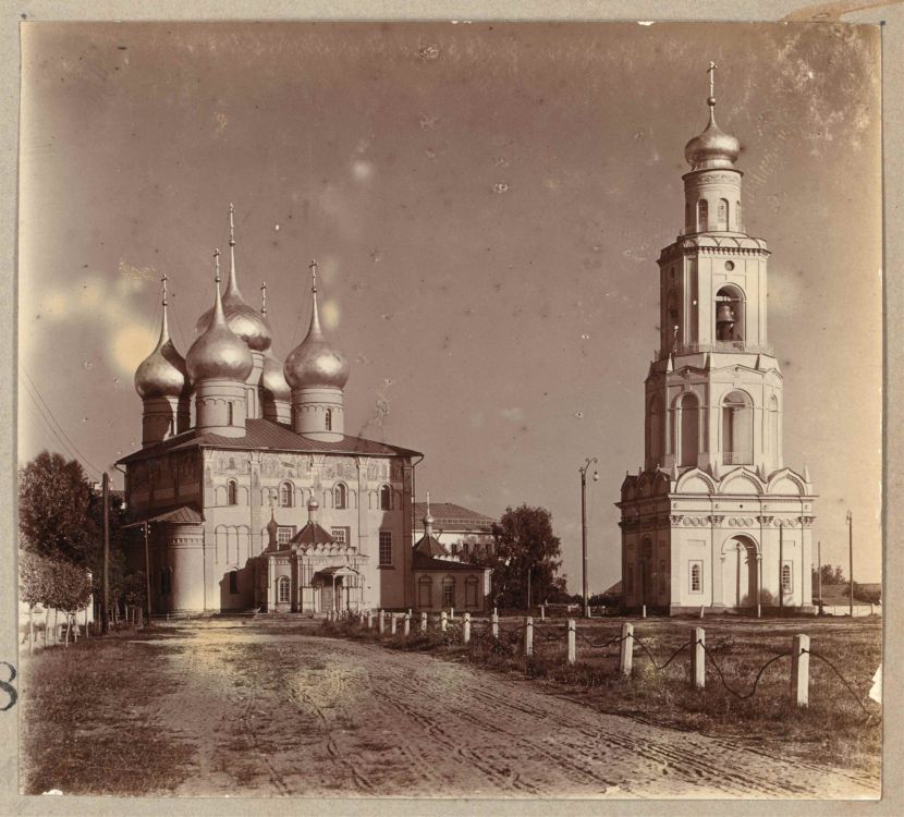 Собор Успения Пресвятой Богородицы (старый), Ярославль (Ярославль, город, Ярославская область). архивная фотография, Успенский собор, взорванный в 1937 г. Альбом «Храмы и монастыри. Сергей Михайлович Прокудин-Горский. Из альбома 
