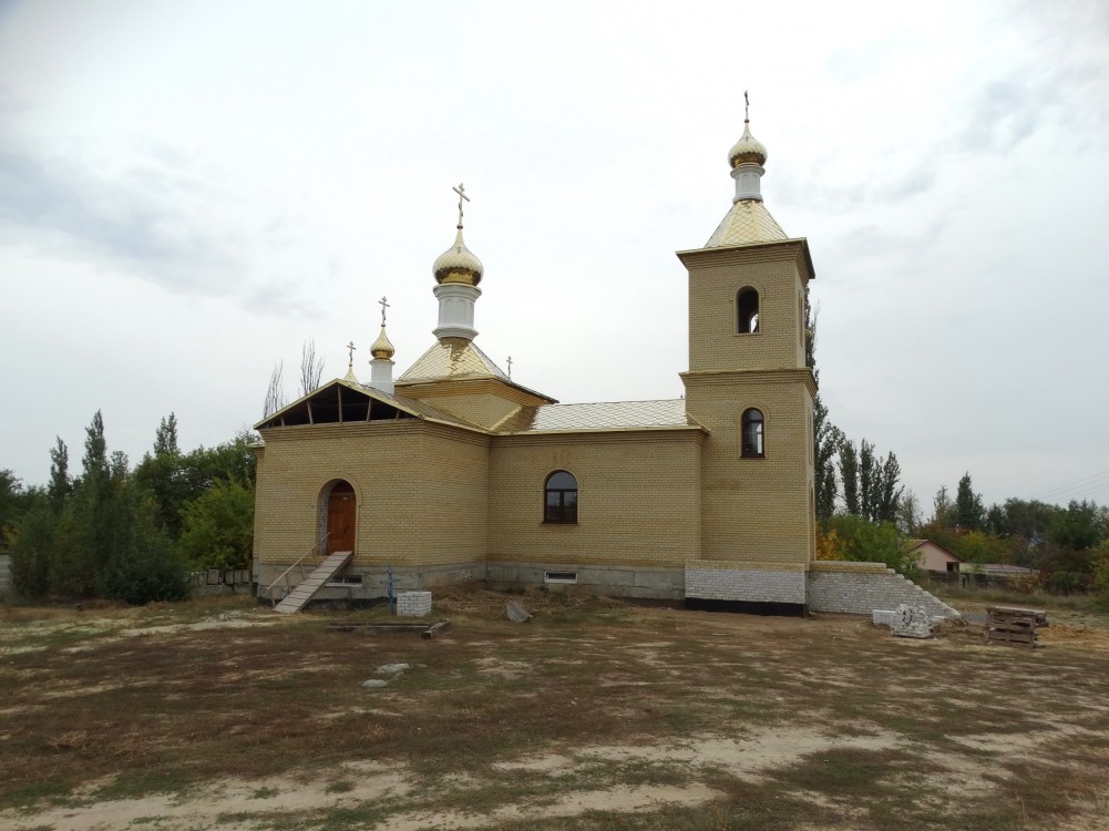 Церковь Ольги равноапостольной, Пятиморск (Калачёвский район, Волгоградская область). фасады