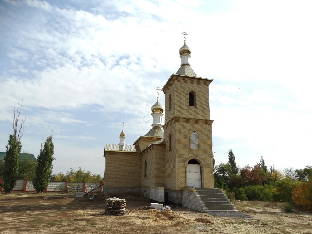 Церковь Ольги равноапостольной, Пятиморск (Калачёвский район, Волгоградская область). фасады