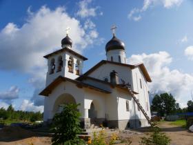 Феофилова Пустынь (Николаево). Церковь Успения Пресвятой Богородицы (новая)