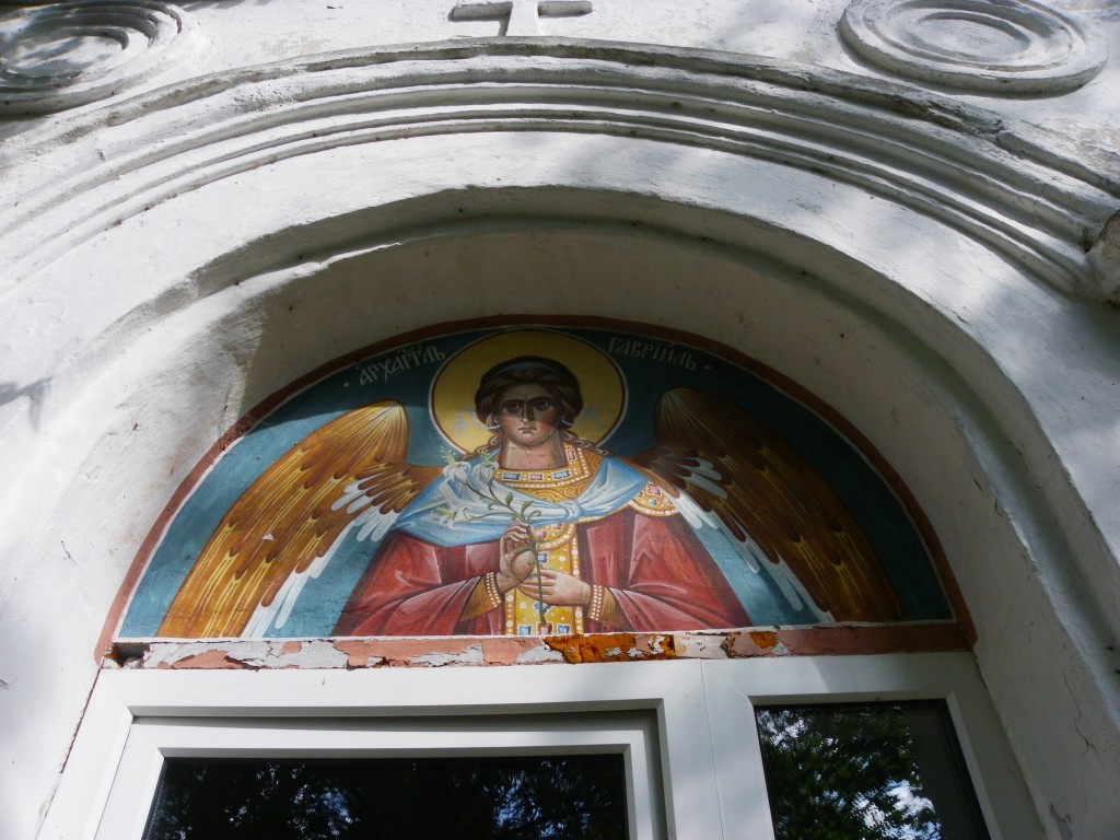 Часовня Анастасии Римляныни, Талабск (остров им. Залита) (Псковский район, Псковская область). архитектурные детали, Архангел Гавриил