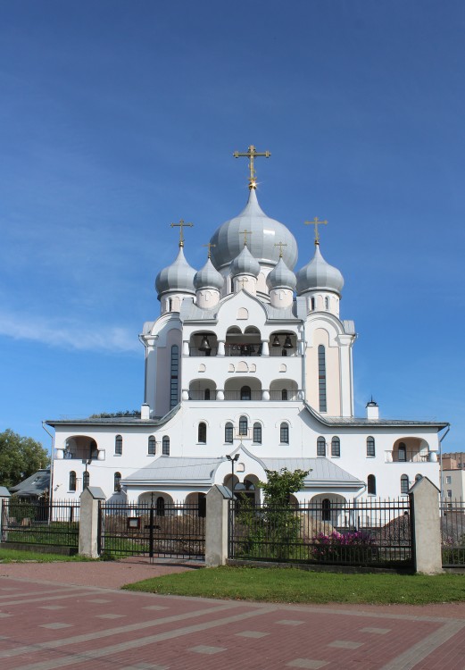 Красногвардейский район. Церковь Рождества Христова. фасады