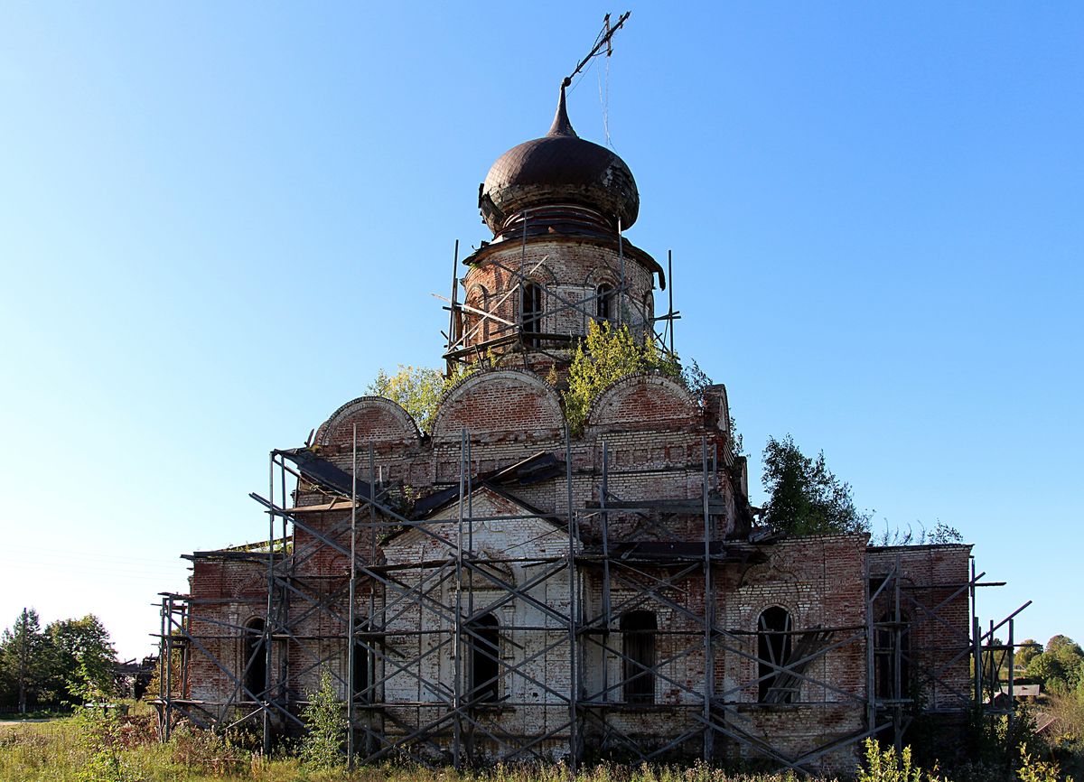 Воскресения Христова, цекровь, Пожарище (Бабушкинский район, Вологодская область). фасады