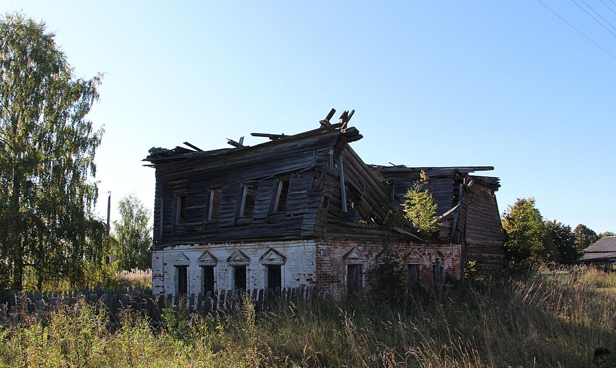Воскресения Христова, цекровь, Пожарище (Бабушкинский район, Вологодская область). дополнительная информация, Церковно-приходская школа