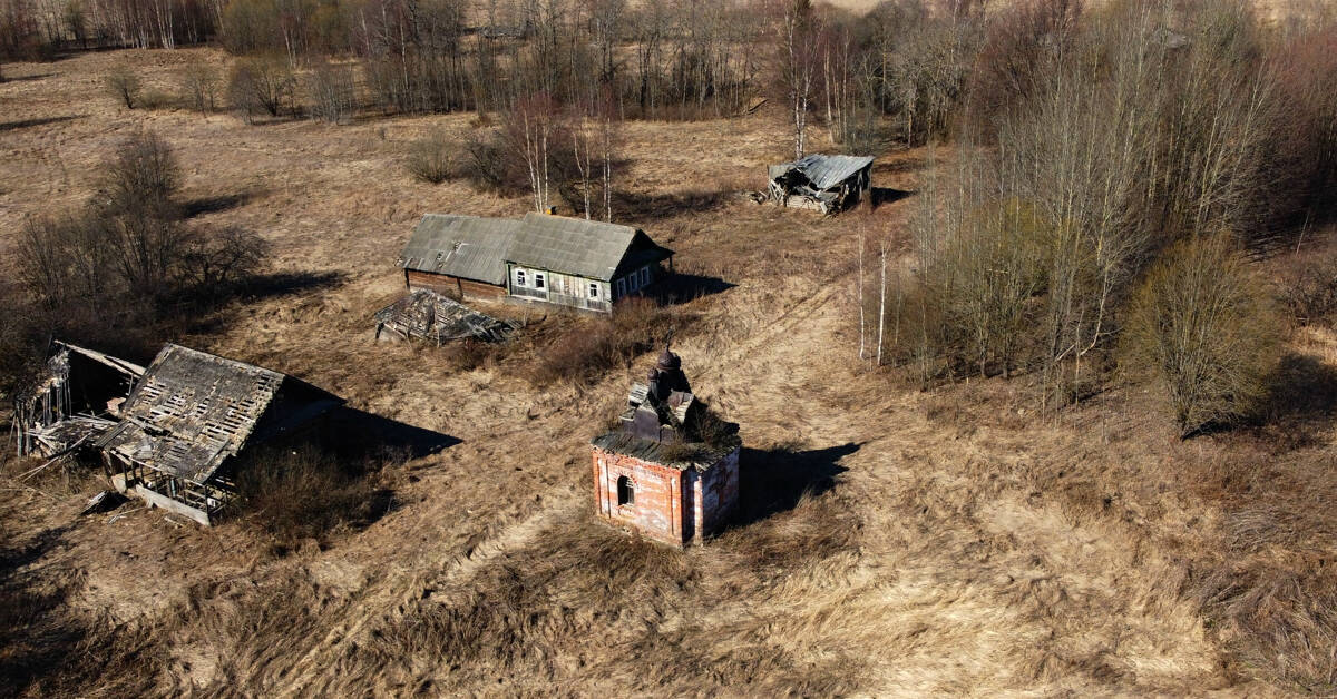 Неизвестная часовня, Кулигино (Бежецкий район, Тверская область). общий вид в ландшафте