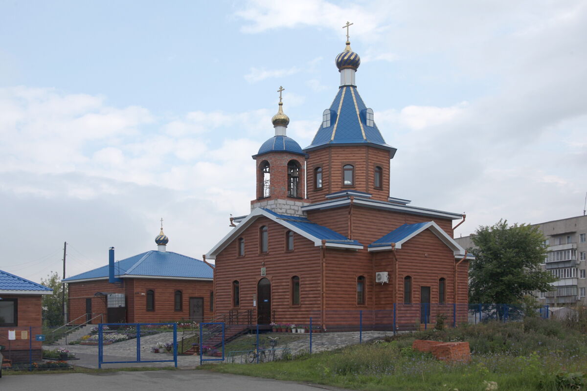 Церковь Похвалы Божией Матери, Красногорский (Еманжелинский район, Челябинская область). фасады, Вид с юго-запада