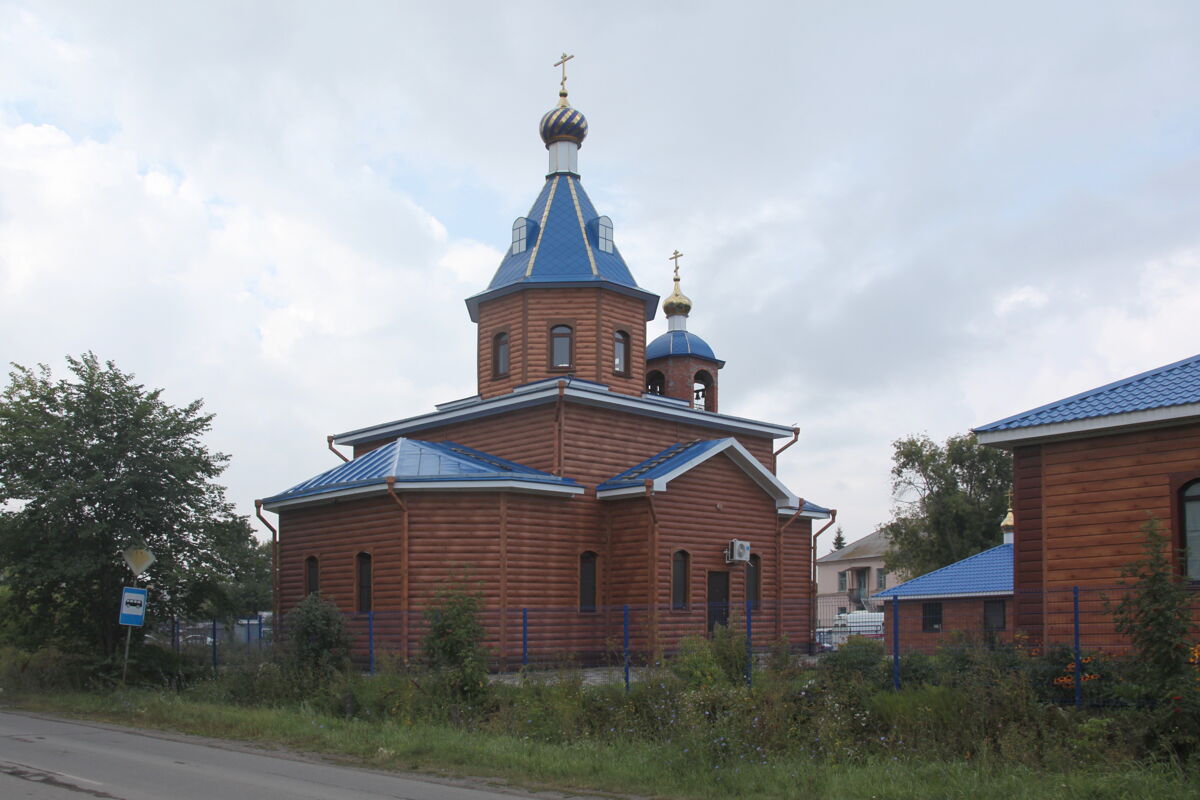 Церковь Похвалы Божией Матери, Красногорский (Еманжелинский район, Челябинская область). фасады, Вид с северо-востока
