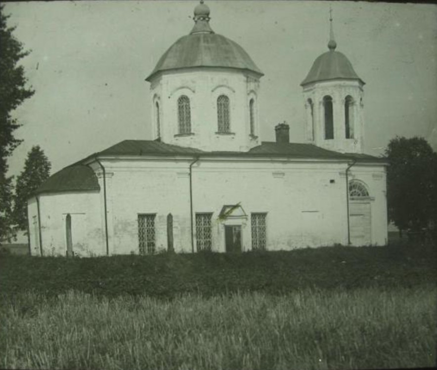 Булатниково. Церковь Рождества Богородицы. Фото Торопова С. А. 1920-х гг. из фотоколлекции Музея Архитектуры ((ГНИМА ОФ-6096/113, ОРН-10295), архивная фотография. Церковь Рождества Пресвятой Богородицы (старая), Булатниково (Ленинский городской округ, Московская область)