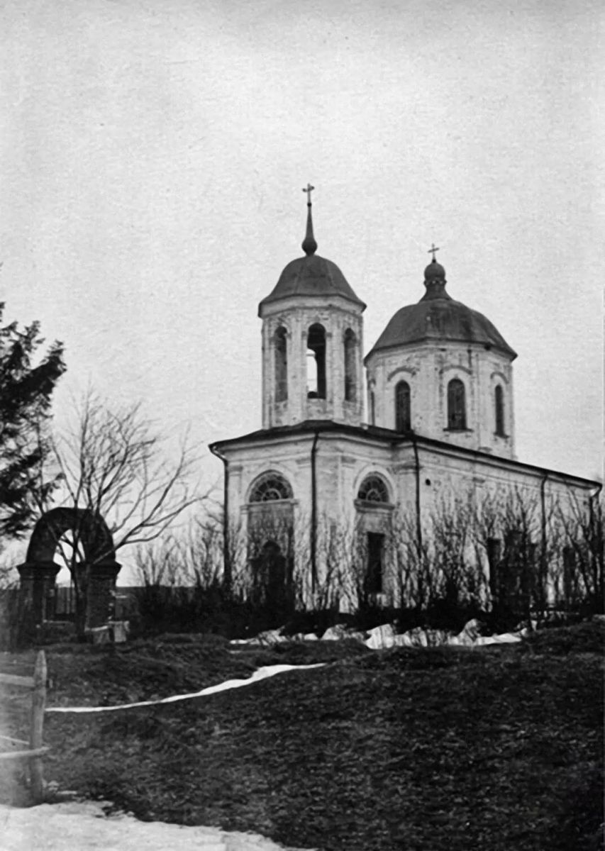 Булатниково. Церковь Рождества Пресвятой Богородицы (старая). архивная фотография, Фото 1934 года из частной коллекции