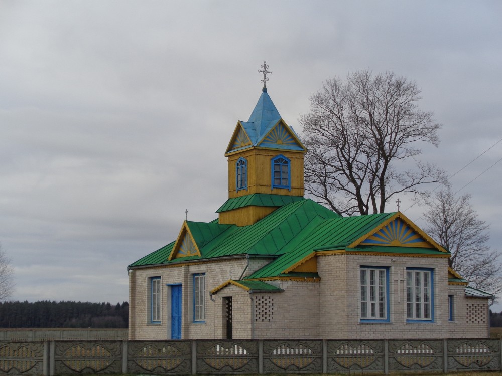 Церковь Георгия Победоносца, Великие Луки (Барановичский район, Беларусь, Брестская область). фасады