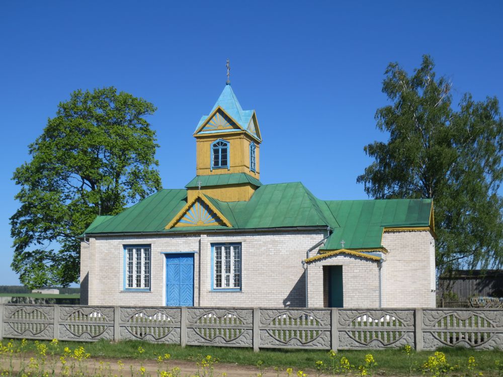 Церковь Георгия Победоносца, Великие Луки (Барановичский район, Беларусь, Брестская область). фасады
