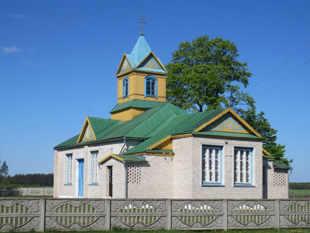 Церковь Георгия Победоносца, Великие Луки (Барановичский район, Беларусь, Брестская область). фасады