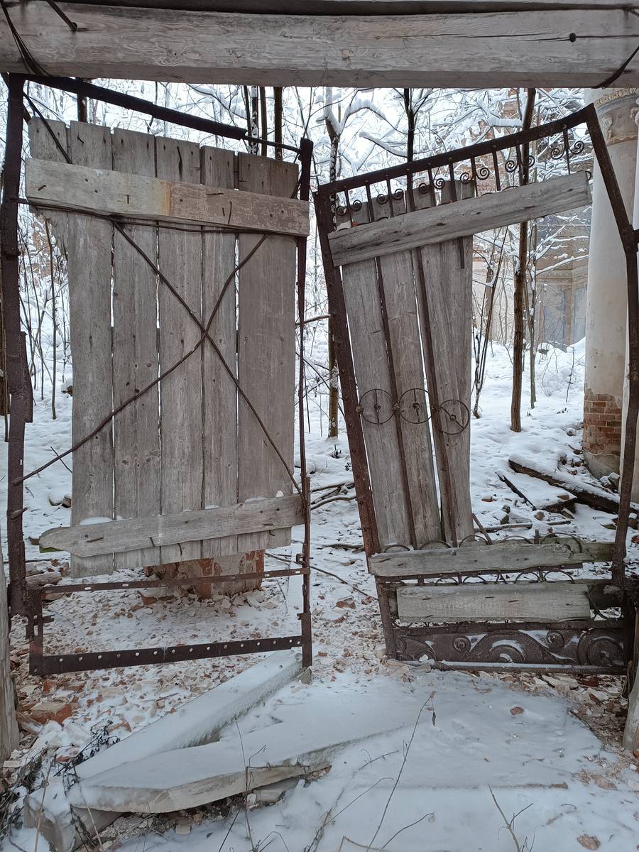 архитектурные детали. Церковь Казанской иконы Божией Матери, Бушнево (Антроповский район, Костромская область)