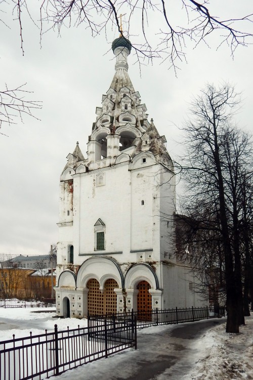 Ярославль. Церковь Гурия, Самона и Авива. фасады