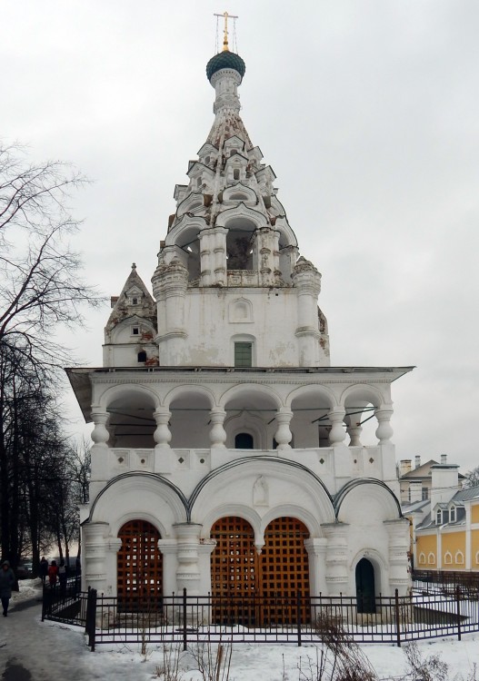Ярославль. Церковь Гурия, Самона и Авива. фасады