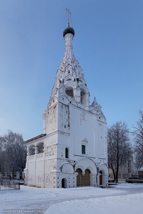 Ярославль. Церковь Гурия, Самона и Авива. фасады