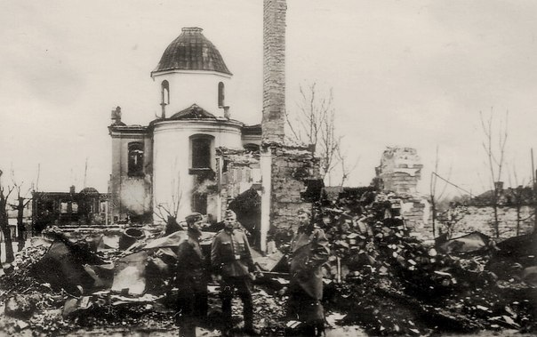 Витебск. Церковь Воскресения Христова (Заручевская). архивная фотография, Вид на абсиду храма. Фото 1941 г. с аукциона e-bay.de