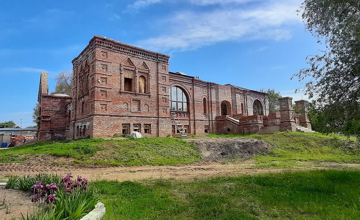 фасады. Церковь Преображения Господня (строящаяся), Энгельс (Покровск) (Энгельсский район, Саратовская область)