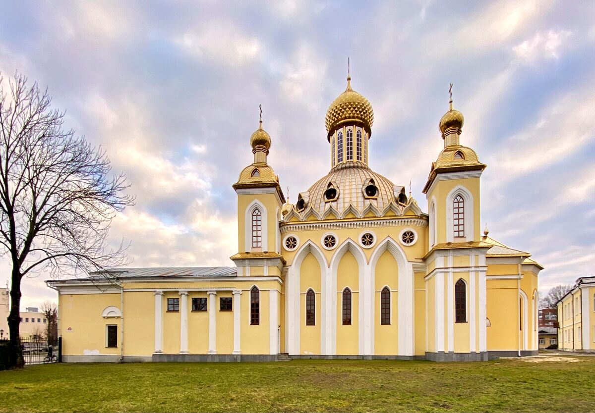 Пинск. Варваринский монастырь. Собор Воскресения Словущего. фасады, Вид с северо-востока