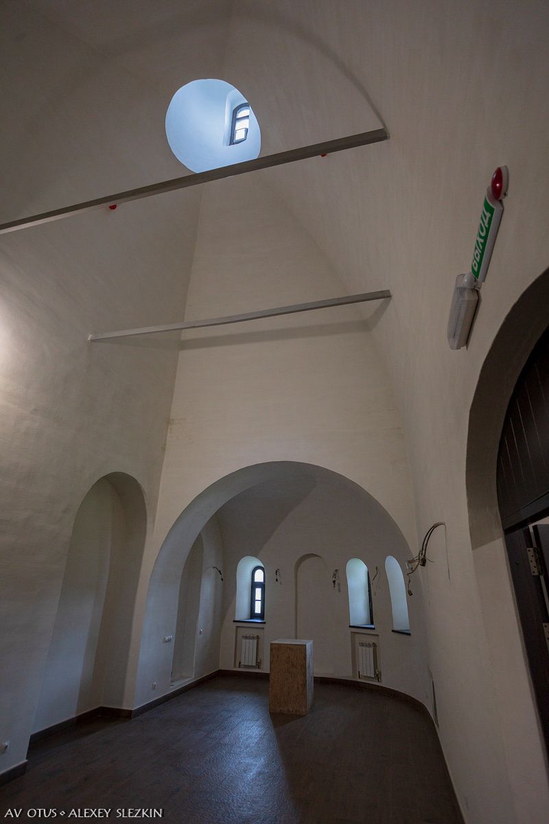 интерьер и убранство. Церковь Троицы Живоначальной на подворье Воскресенского Новодевичьего монастыря, Жуки (Себежский район, Псковская область)