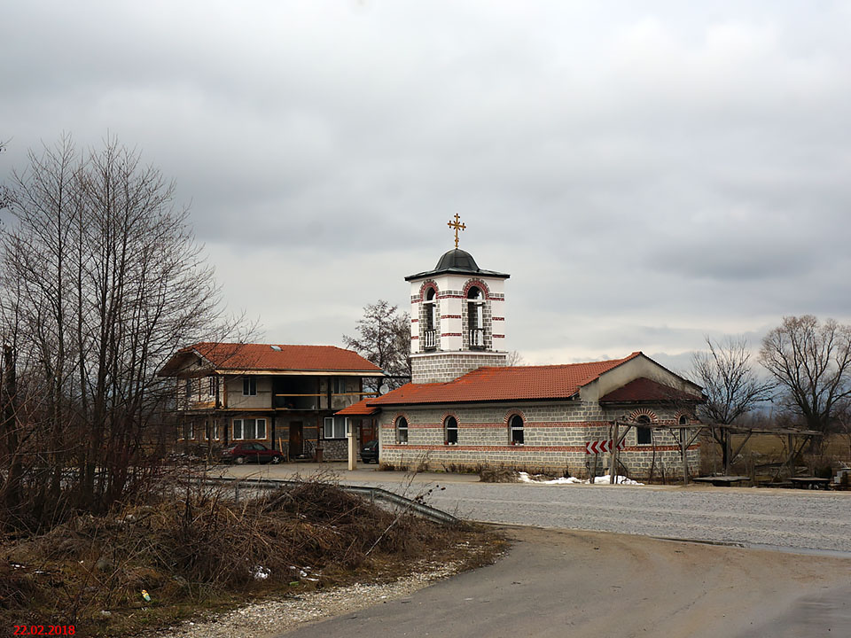Банско. Церковь Георгия Победоносца. фасады