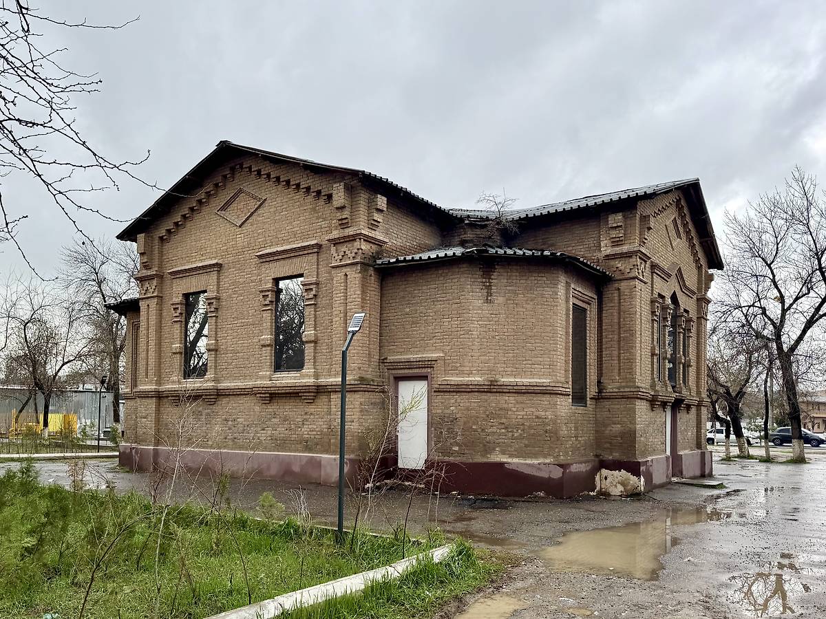 Вид с северо-востока, фасады. Церковь Николая Чудотворца (старая), Джизак (Узбекистан, Прочие страны)