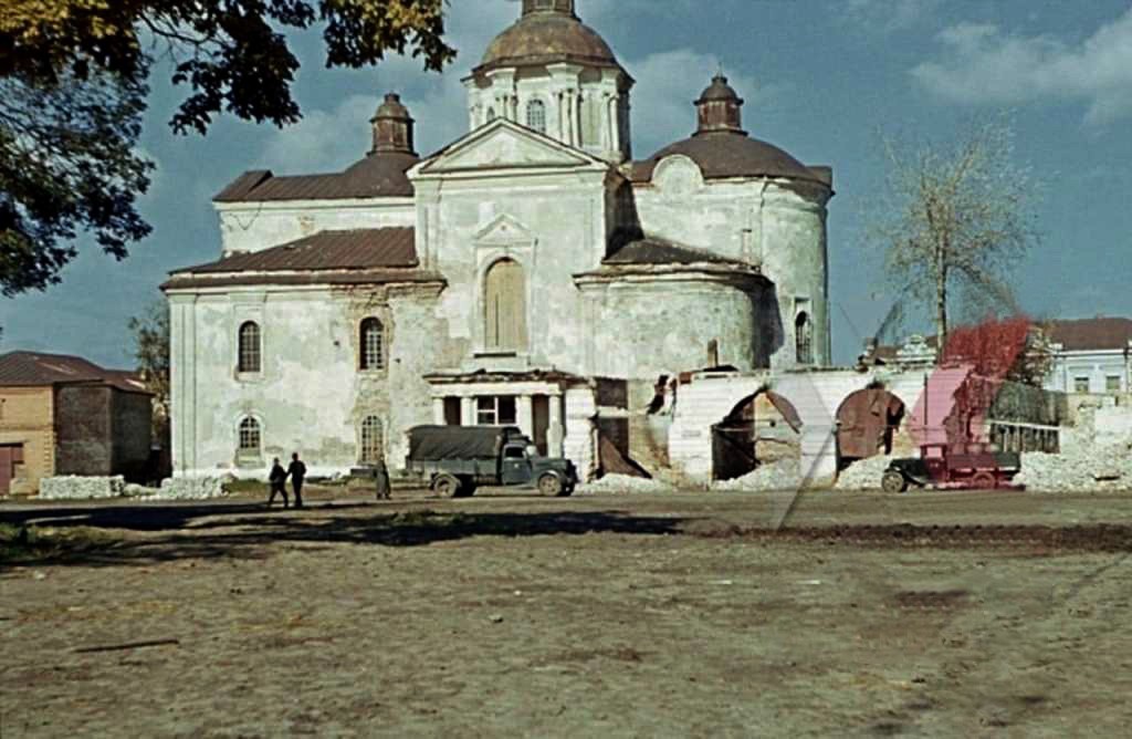 Собор Троицы Живоначальной, Глухов (Шосткинский район, Украина, Сумская область). архивная фотография, Фото 1942 г. с аукциона e-bay.de