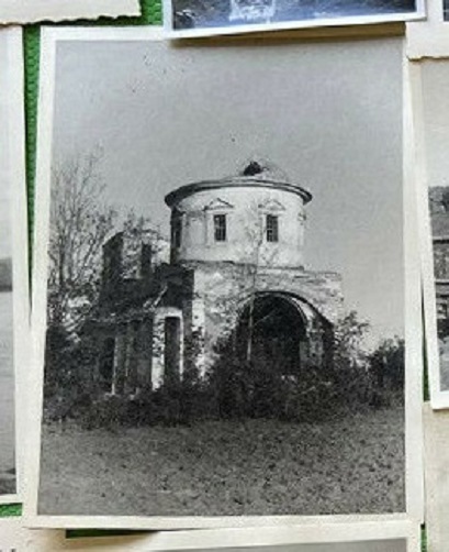 Церковь Воскресения Христова, Понизовье (Спас-Деменский район, Калужская область). архивная фотография, Фото 1941 г. с аукциона e-bay.de