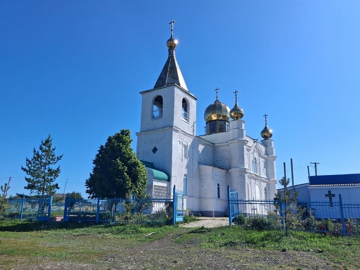 фасады. Церковь Вознесения Господня, Благовка (Антрацитовский район и г. Антрацит, Украина, Луганская область)