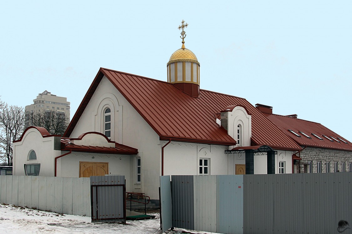 Гродно. Церковь Пантелеимона Целителя. фасады