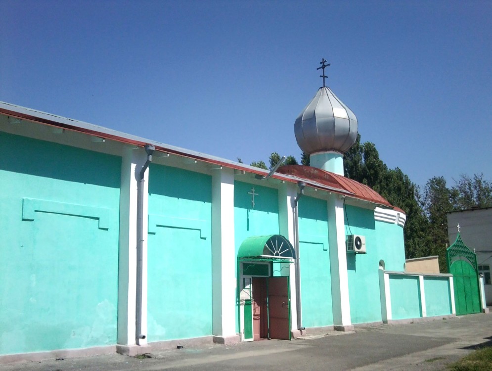 Церковь Сретения Господня, Бекабад (Узбекистан, Прочие страны). фасады, Личное фото