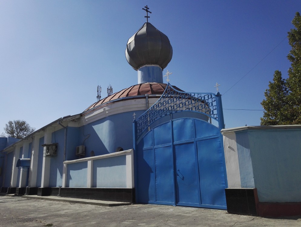 Прочие страны, Узбекистан, Бекабад. Церковь Сретения Господня. 