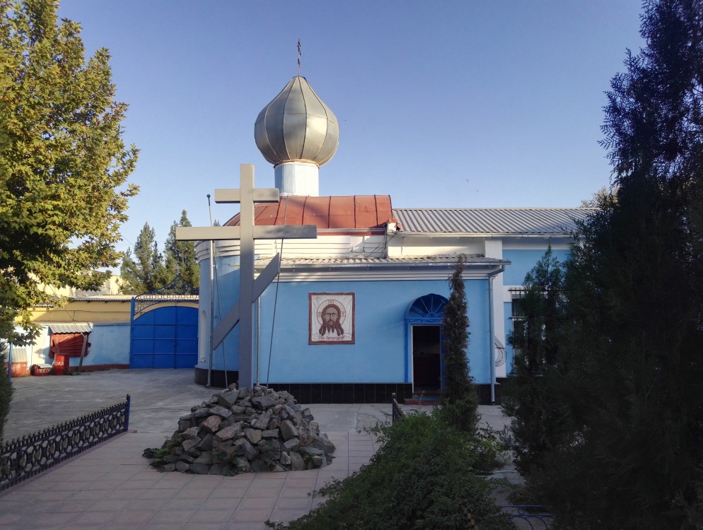 Прочие страны, Узбекистан, Бекабад. Церковь Сретения Господня. 