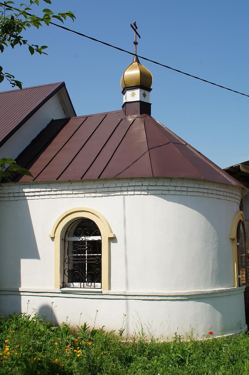 Апсида храма., архитектурные детали. Покровский Эннатский мужской монастырь. Церковь Владимира равноапостольного, Новомихайловка (Фёдоровский район, Республика Башкортостан)