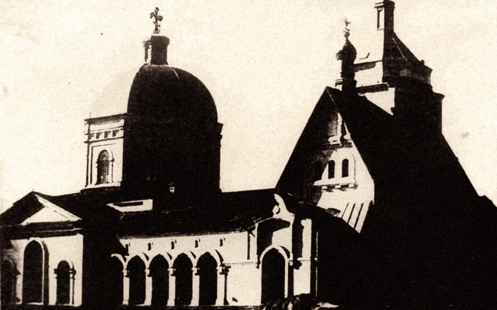 Церковь Александра Невского в Заиковке, Харьков (Харьков, город, Украина, Харьковская область). архивная фотография, Александро-Невская церковь возле моста через железнодорожные пути вокзала Левада. Внешний вид после перестройки по проекту архитектора В.Н. Покровского, верхняя часть здания. Редкое архивное фото, дата съёмки неизвестна