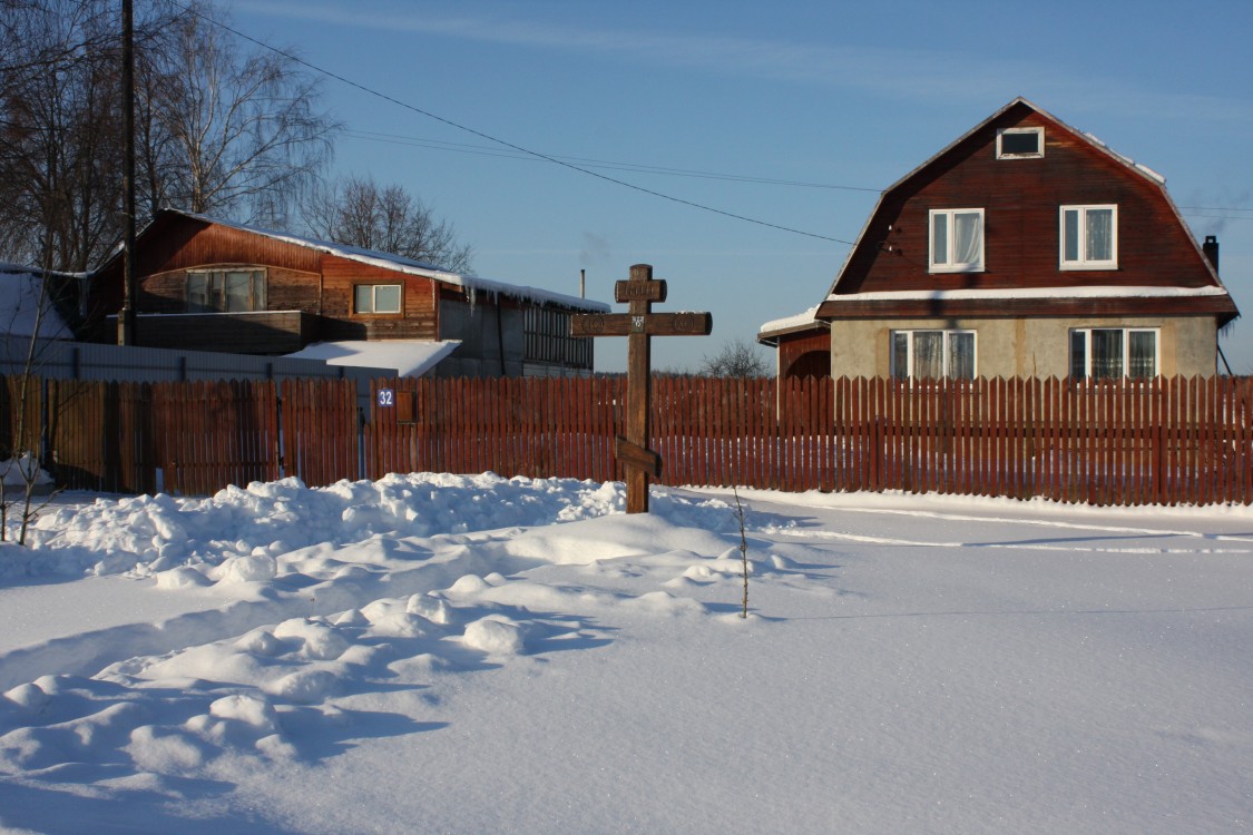 Борисово. Церковь Успения Пресвятой Богородицы. фасады, Вид на церковное место с юго-востока.