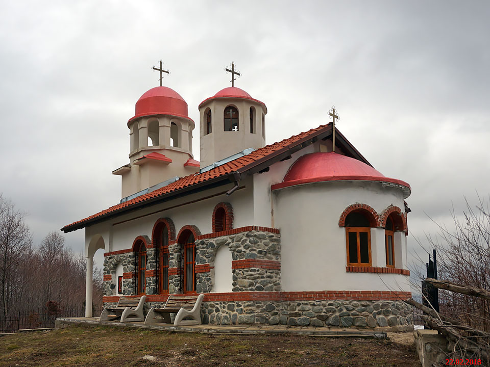 Церковь Космы и Дамиана, Добринище (Благоевградская область, Болгария). фасады