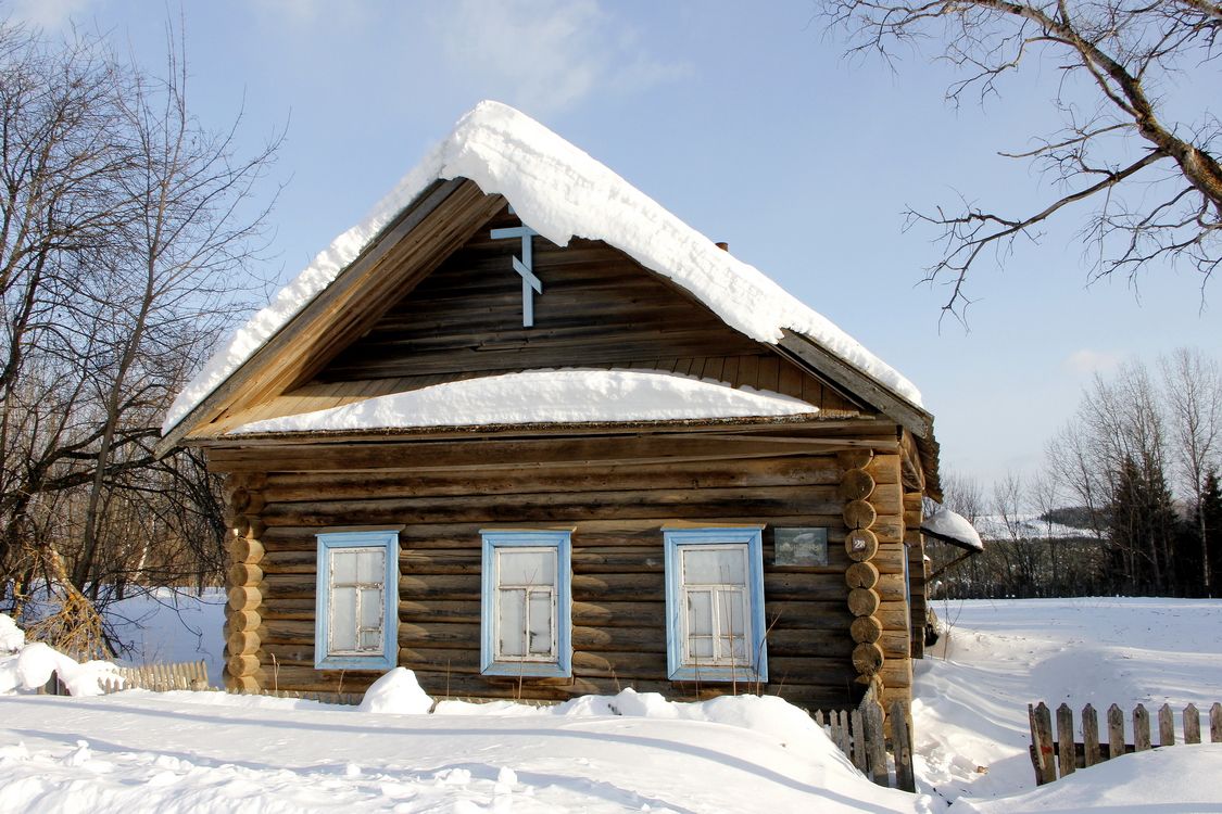 Молельный дом Вознесения Господня, Уть (Унинский район, Кировская область). фасады