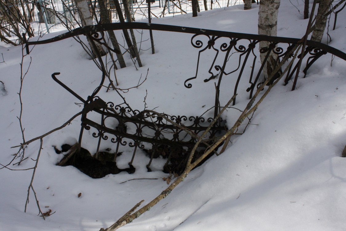 Церковь Троицы Живоначальной, Воловниково (Клинский городской округ, Московская область). дополнительная информация