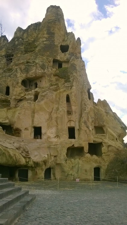 Монастырский комплекс в Гёреме, Гёреме (Невшехир, Турция). фасады