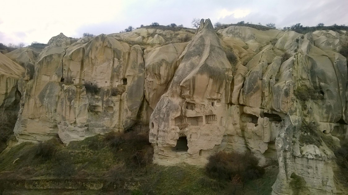 Монастырский комплекс в Гёреме, Гёреме (Невшехир, Турция). фасады