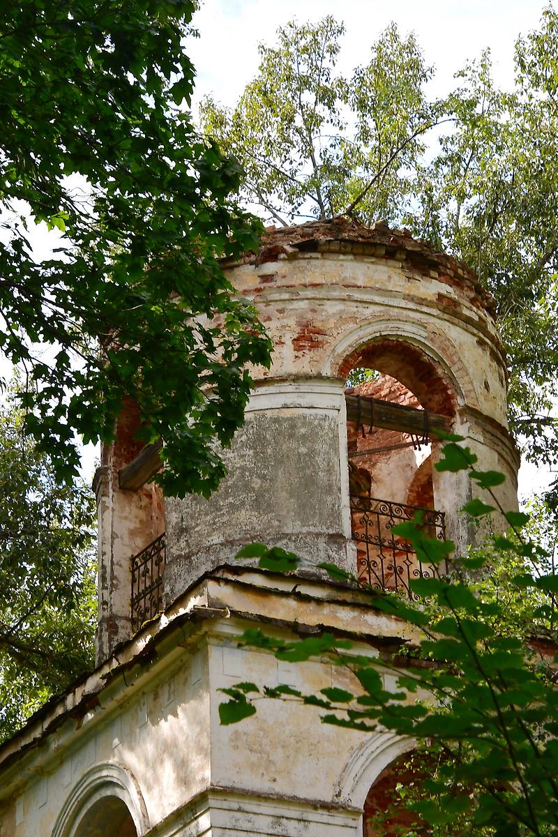 архитектурные детали. Церковь Троицы Живоначальной, Юренево (Наташино) (Максатихинский район, Тверская область)