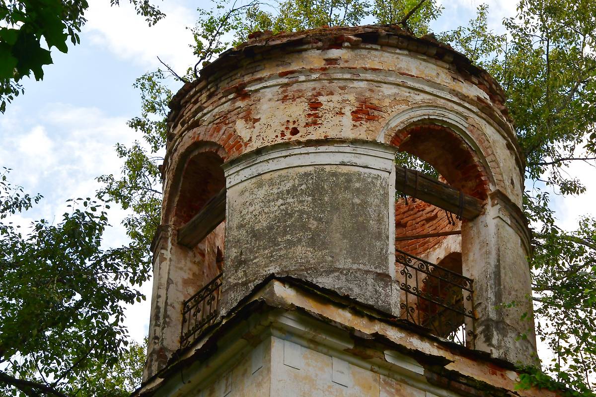 архитектурные детали. Церковь Троицы Живоначальной, Юренево (Наташино) (Максатихинский район, Тверская область)