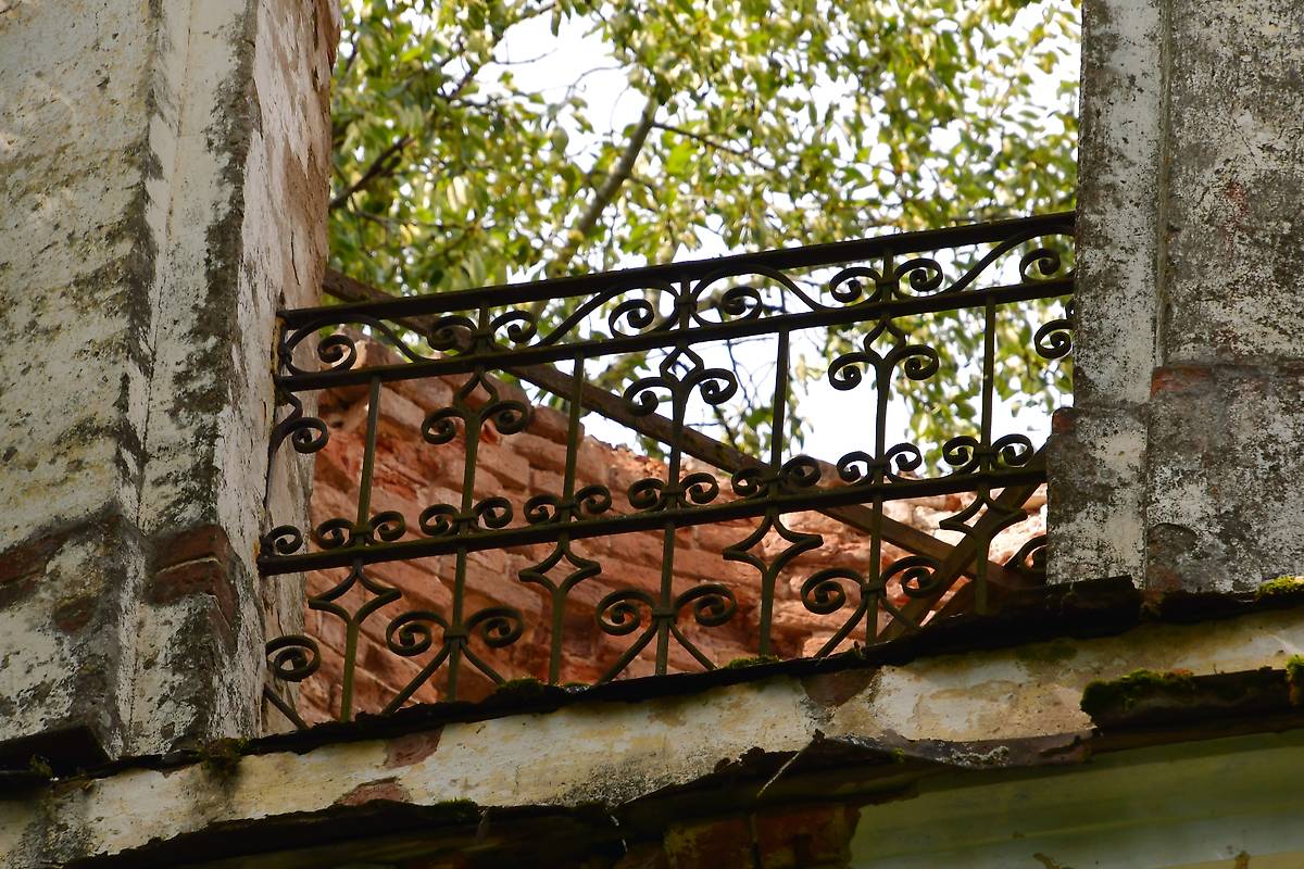 архитектурные детали. Церковь Троицы Живоначальной, Юренево (Наташино) (Максатихинский район, Тверская область)