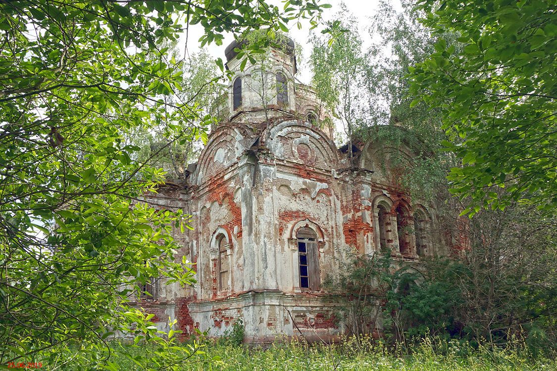 Церковь Вознесения Господня, Кирилловское, урочище (Максатихинский район, Тверская область). архитектурные детали